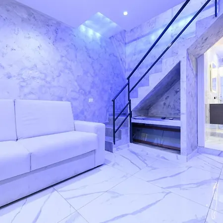 La Magnifica White House Apartament