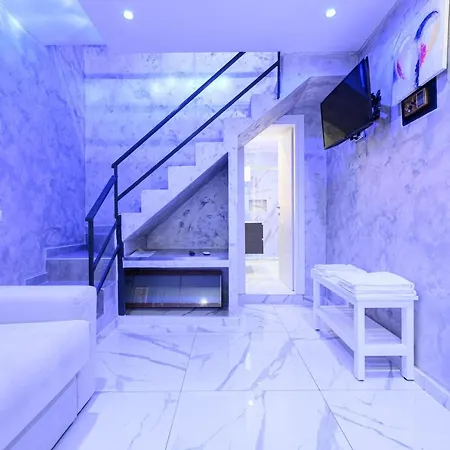 La Magnifica White House * Neapol